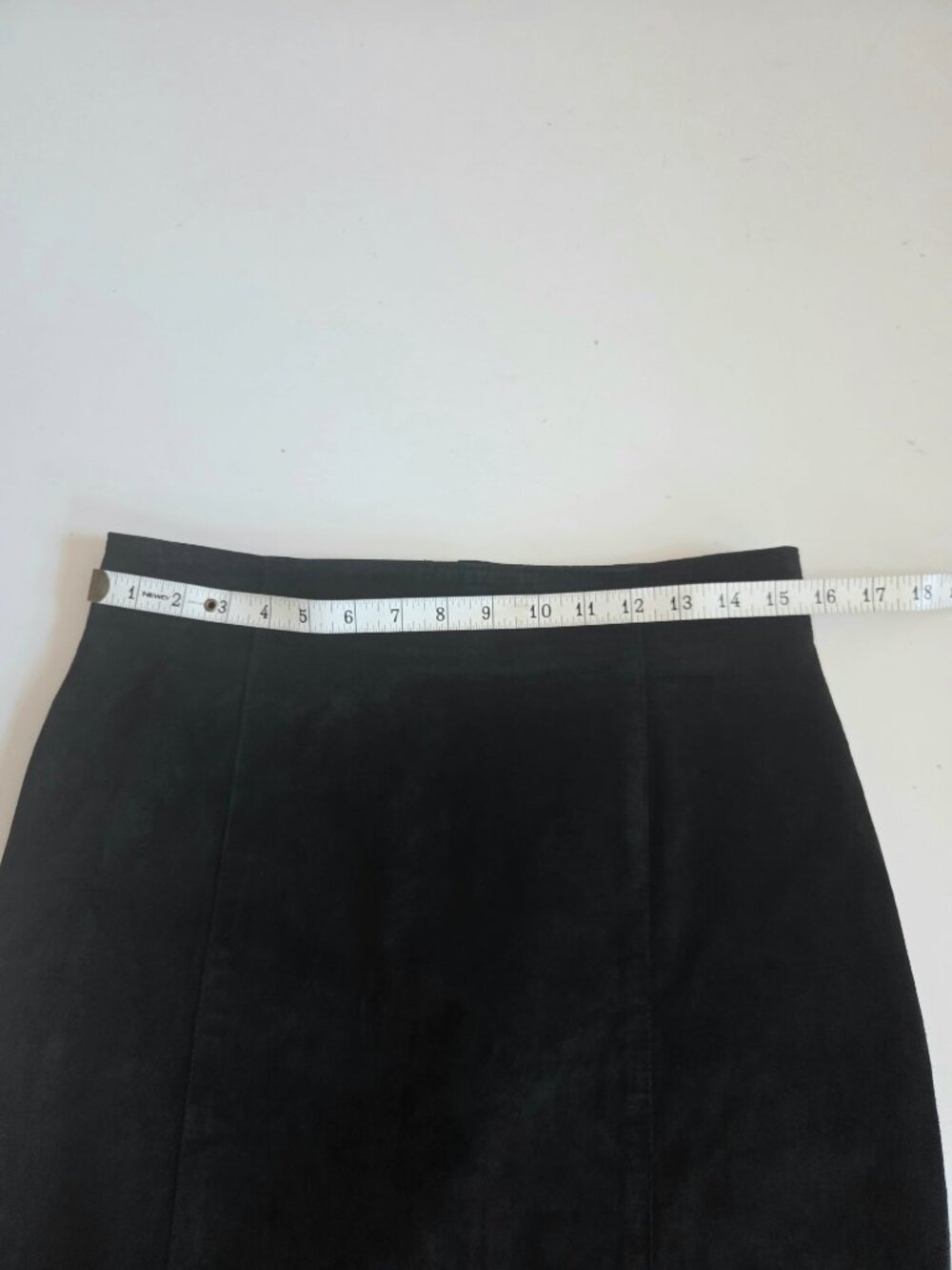Danier Suede Leather Black Pencil Skirt Office Business - Picture 4 of 6